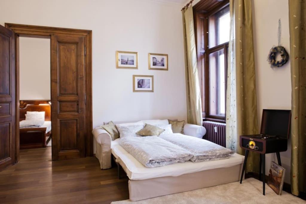 Rhythm And Style In Prague City Center Andel Apartment Exterior photo